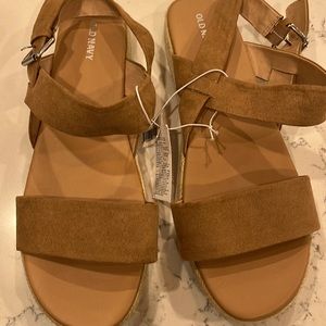 NWT old navy sandals size 10